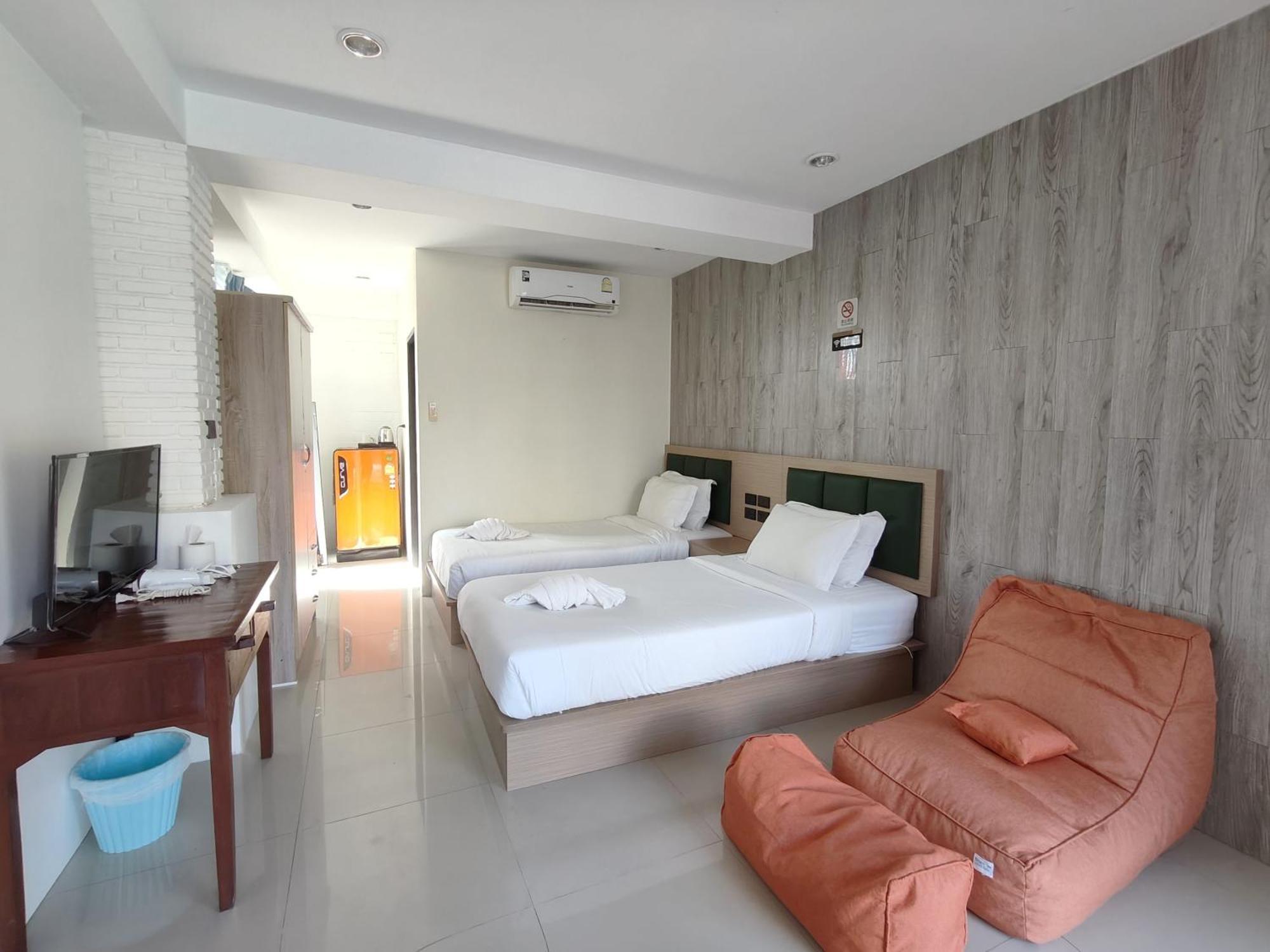 Baankasemsuk Resort 般咔 深宿 Patong Exterior foto