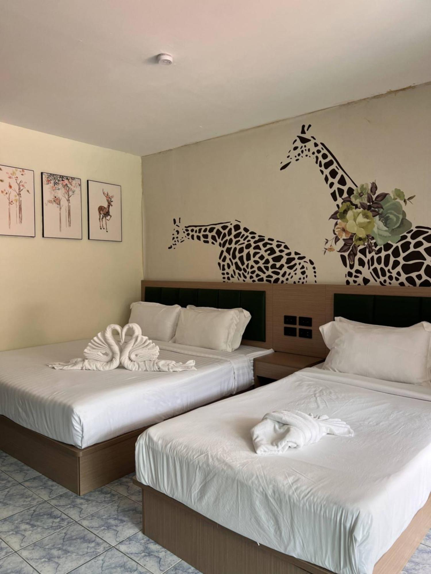 Baankasemsuk Resort 般咔 深宿 Patong Exterior foto